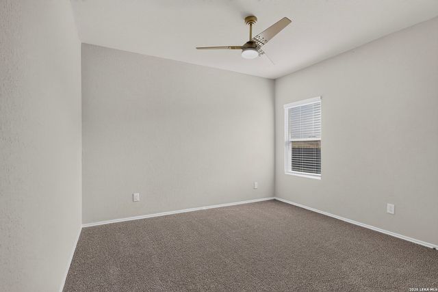 3300 Ridge Pl, Seguin, TX 78155