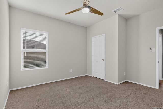 3300 Ridge Pl, Seguin, TX 78155