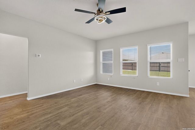 3300 Ridge Pl, Seguin, TX 78155
