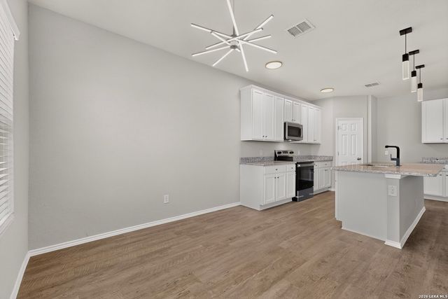 3300 Ridge Pl, Seguin, TX 78155