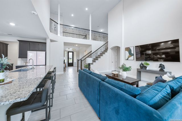 309 Valiant Valley, Cibolo, TX 78108