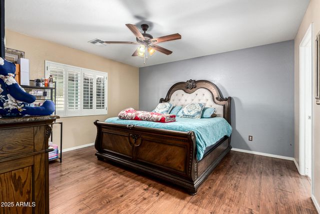 11598 W VOGEL Avenue, Youngtown, AZ 85363