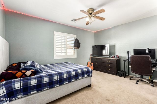 11598 W VOGEL Avenue, Youngtown, AZ 85363