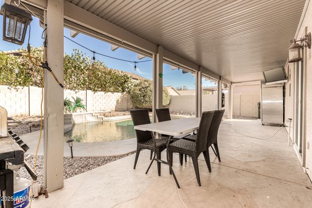 11598 W VOGEL Avenue, Youngtown, AZ 85363