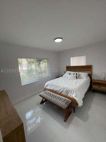 3330 NW 18th St, Miami, FL 33125
