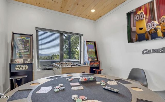 409 Compass Point Way, Sevierville, TN 37876