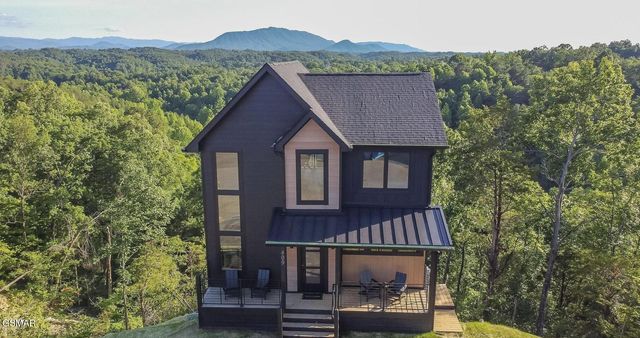 409 Compass Point Way, Sevierville, TN 37876