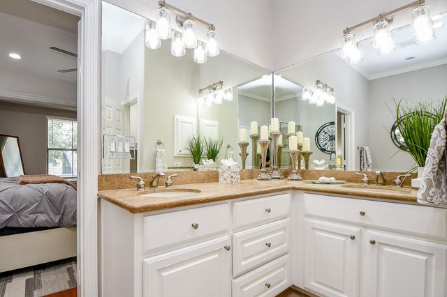 4212 Stonebridge Drive, Missouri City, TX 77459