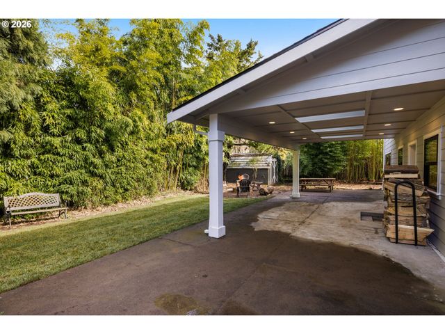 9355 Sw PINE St, Beaverton, OR 97005