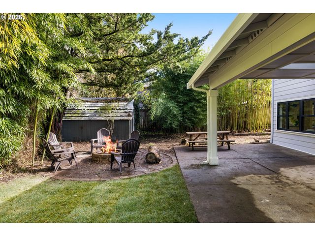 9355 Sw PINE St, Beaverton, OR 97005