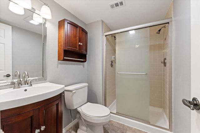16963 Chapel Pines Drive 57, Spring, TX 77379