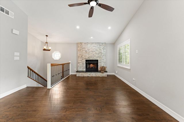 16963 Chapel Pines Drive 57, Spring, TX 77379