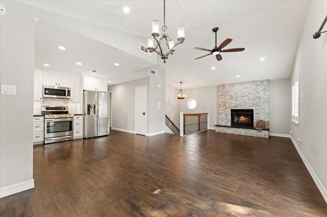16963 Chapel Pines Drive 57, Spring, TX 77379