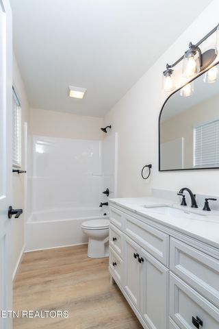 205 Kingwood Rd, Knoxville, TN 37918