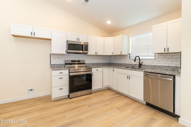 205 Kingwood Rd, Knoxville, TN 37918