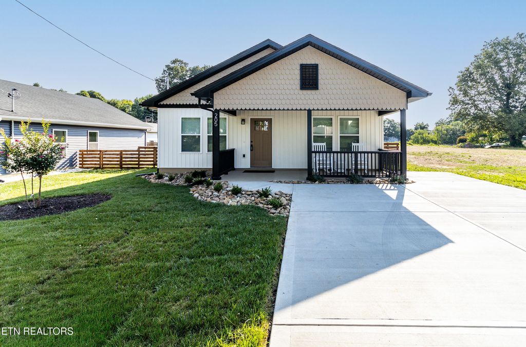 205 Kingwood Rd, Knoxville, TN 37918