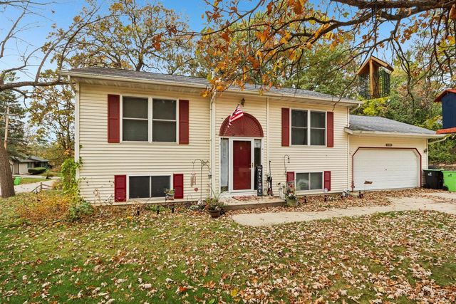 4504 Sunset ROAD, Waterford, WI 53185