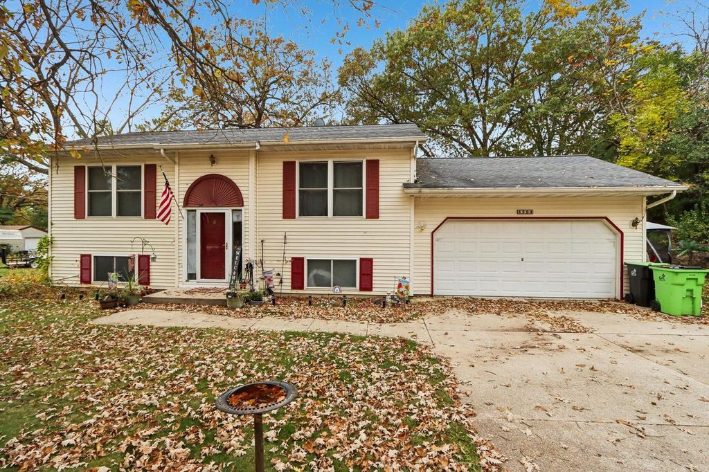 4504 Sunset ROAD, Waterford, WI 53185