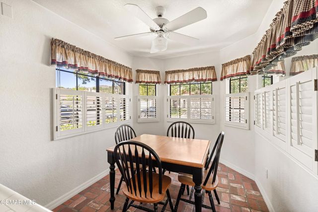 752 Wind Willow Way, Simi Valley, CA 93065