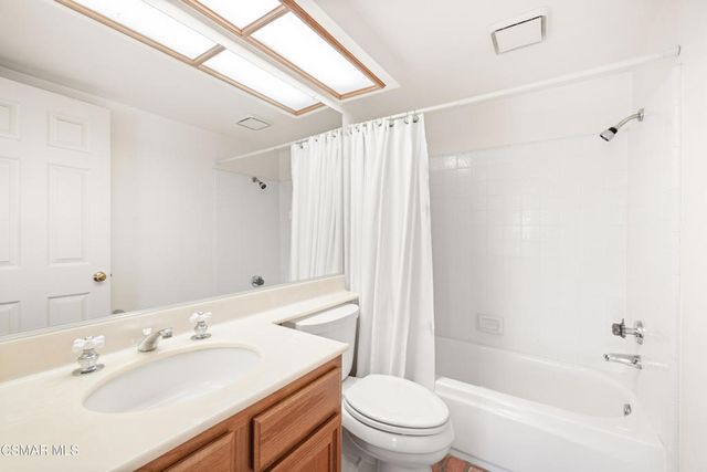 752 Wind Willow Way, Simi Valley, CA 93065