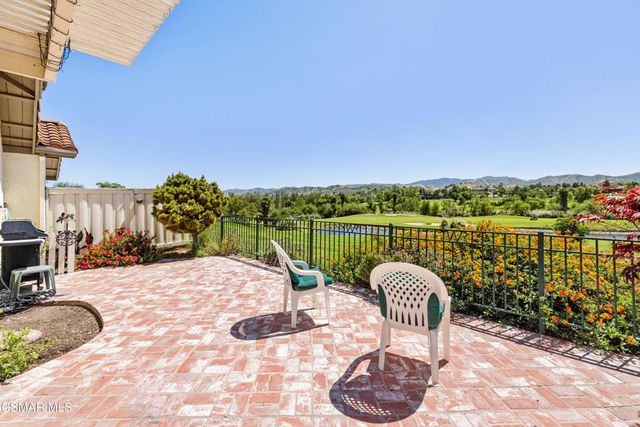 752 Wind Willow Way, Simi Valley, CA 93065