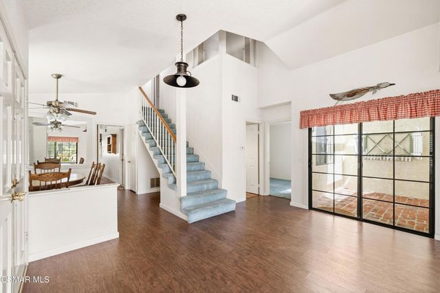 752 Wind Willow Way, Simi Valley, CA 93065