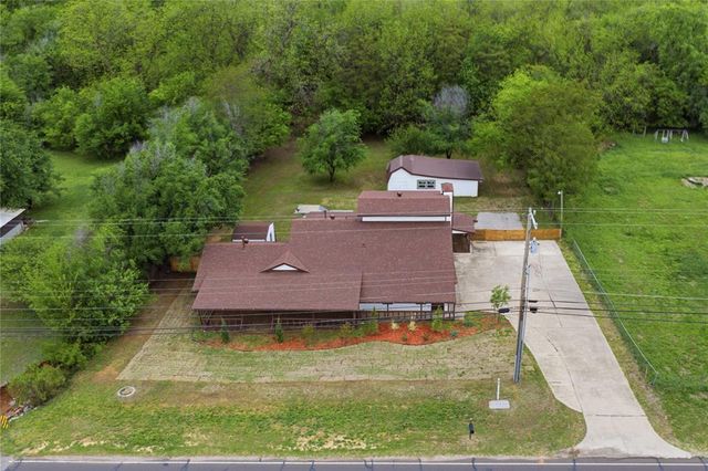 1701 N Post Road, Midwest City, OK 73141