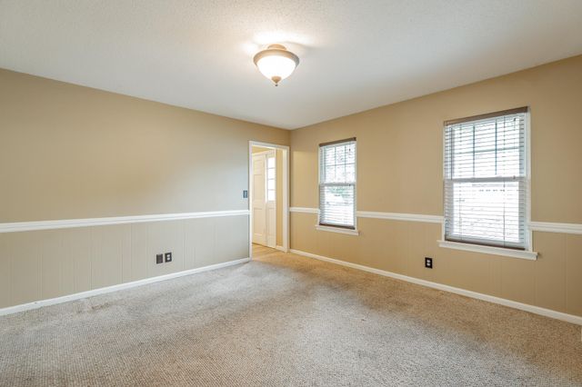 915 Sherry Circle, Hixson, TN 37343