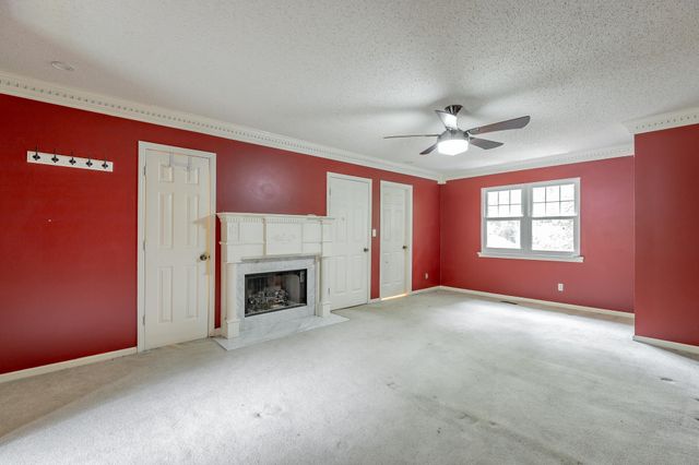 915 Sherry Circle, Hixson, TN 37343
