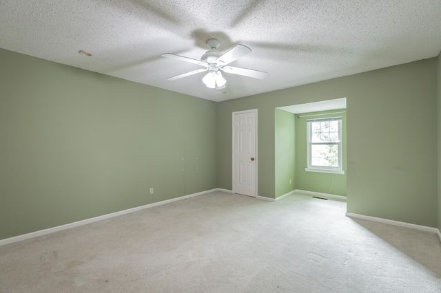 915 Sherry Circle, Hixson, TN 37343