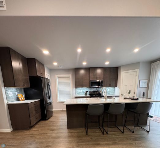 421 Westview Lane E, West Fargo, ND 58078