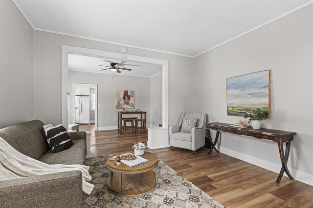 540 W 10TH AVENUE, Oshkosh, WI 54902