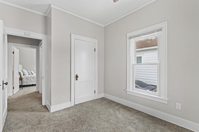 540 W 10TH AVENUE, Oshkosh, WI 54902