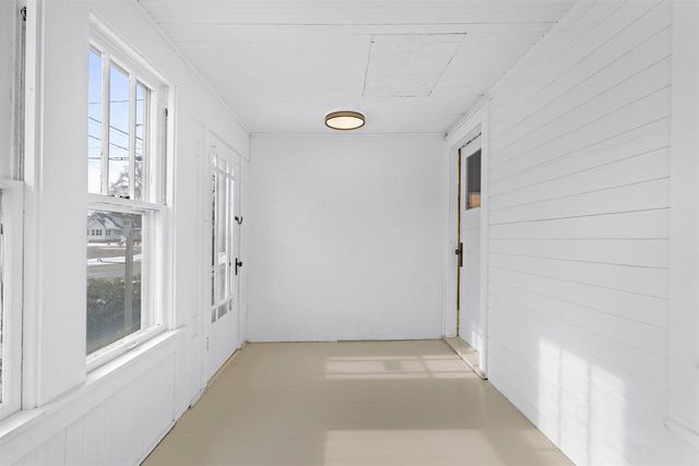 540 W 10TH AVENUE, Oshkosh, WI 54902