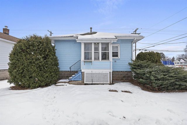 540 W 10TH AVENUE, Oshkosh, WI 54902