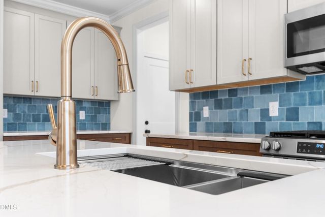 12815 Cricket Cove Court, Zebulon, NC 27597