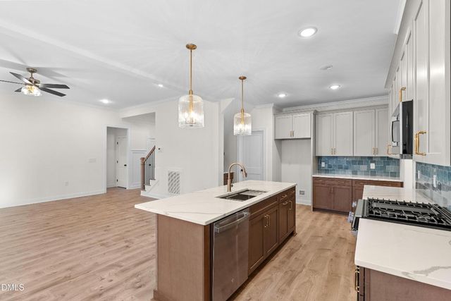 12815 Cricket Cove Court, Zebulon, NC 27597