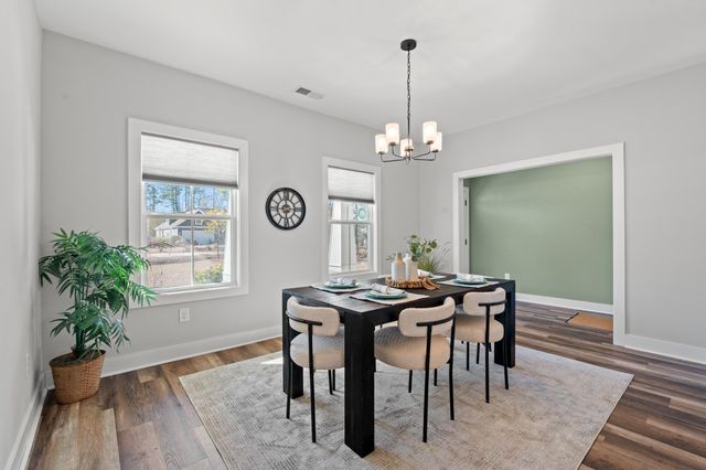 2505 Suzanne Dr., Conway, SC 29526