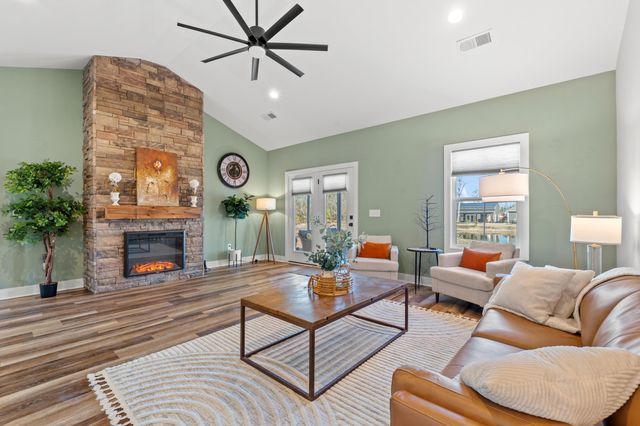 2505 Suzanne Dr., Conway, SC 29526