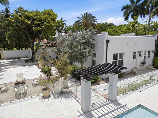 1615 Monroe Street, Hollywood, FL 33020