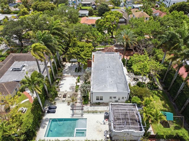 1615 Monroe Street, Hollywood, FL 33020