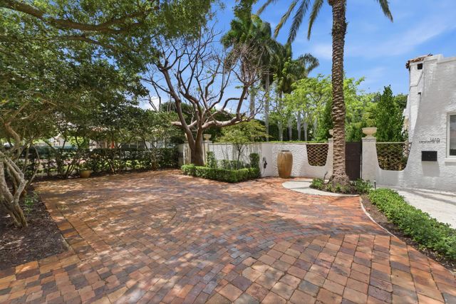 1615 Monroe Street, Hollywood, FL 33020