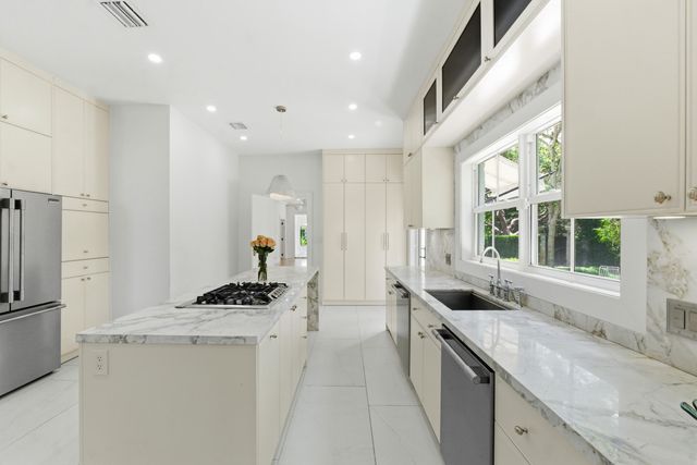 1615 Monroe Street, Hollywood, FL 33020