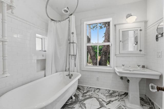 1615 Monroe Street, Hollywood, FL 33020