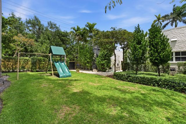 1615 Monroe Street, Hollywood, FL 33020