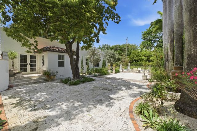 1615 Monroe Street, Hollywood, FL 33020