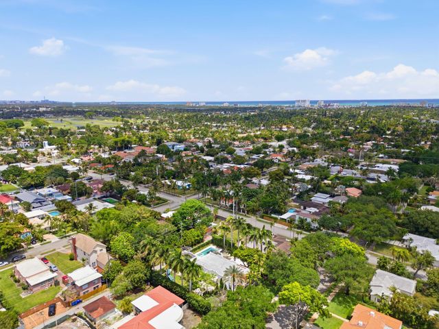 1615 Monroe Street, Hollywood, FL 33020