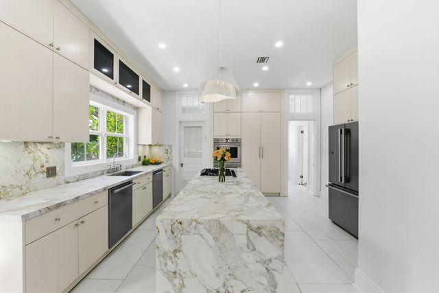 1615 Monroe Street, Hollywood, FL 33020