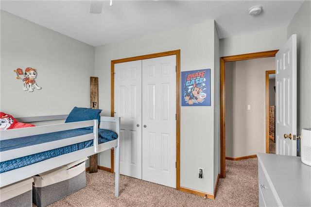 713 N Eagle Pass Drive, Lawrence, KS 66049