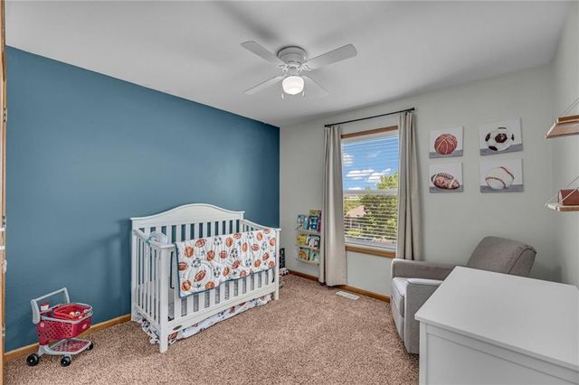 713 N Eagle Pass Drive, Lawrence, KS 66049